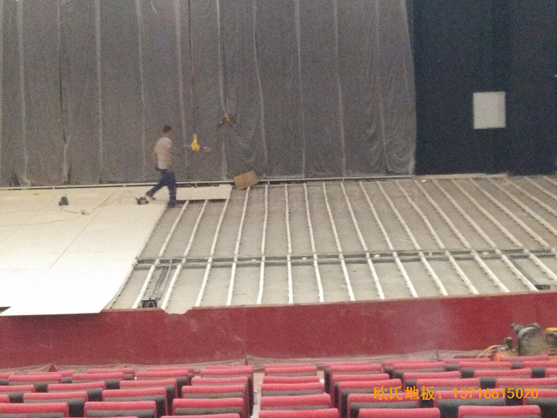 唐山师范学院舞台体育木地板铺设案例0