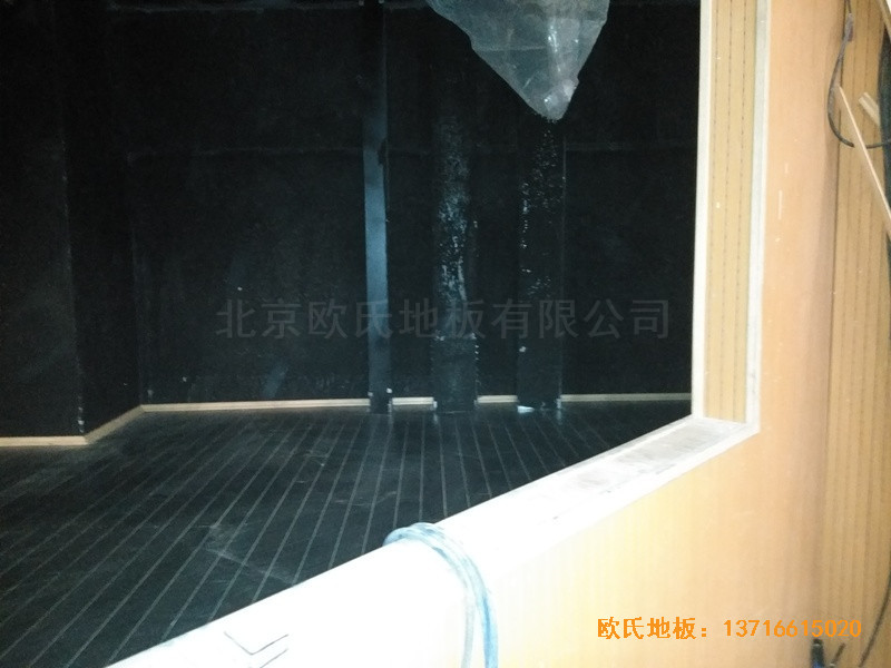 唐山师范学院舞台体育木地板铺设案例3