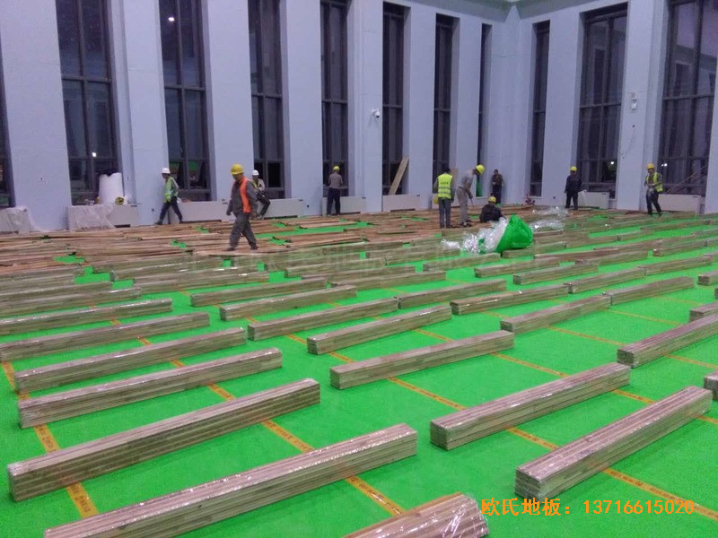 甘肃敦煌大酒店羽毛球馆运动木地板安装案例2