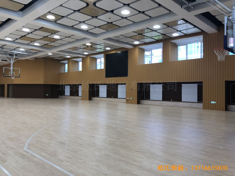 北京昌平新东方体育馆体育地板安装案例3
