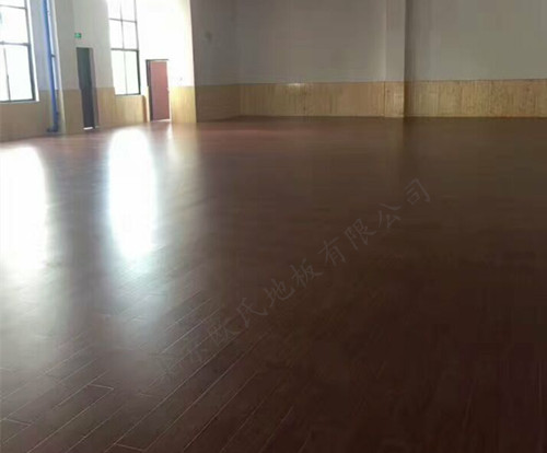 柳州市窑埠街小学体育馆木地板